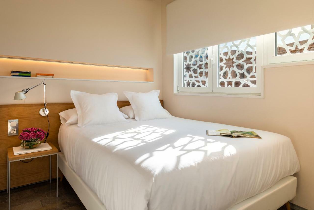 Torre Homenaje Historical Suites Sevilla Exterior foto
